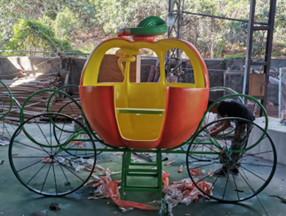 Pumpkin carriage of fiberglass for props