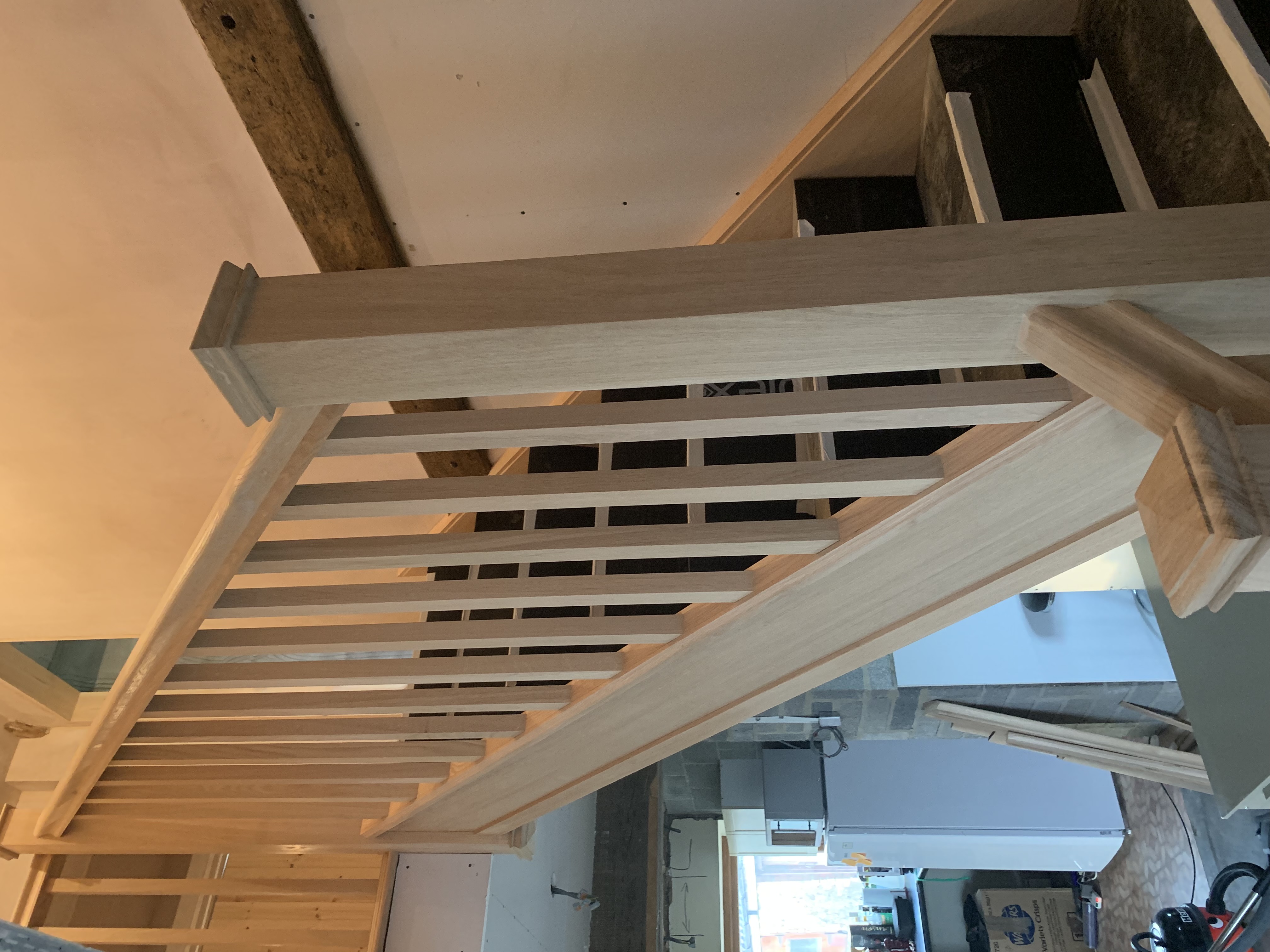 Solid oak staircase with oak treads, oak rise and oak stairparts