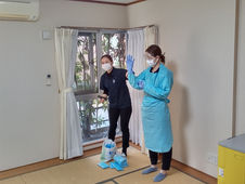 勉強会の外部講師（看護師2名）として