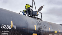 railcar cleaning