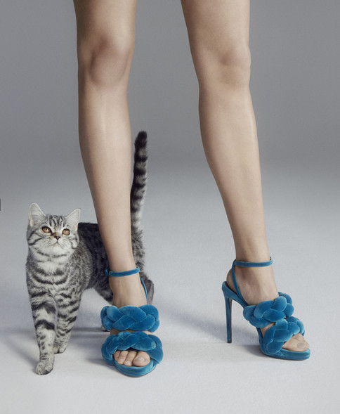Shot_01_Shoes_049_v5_LR.jpg