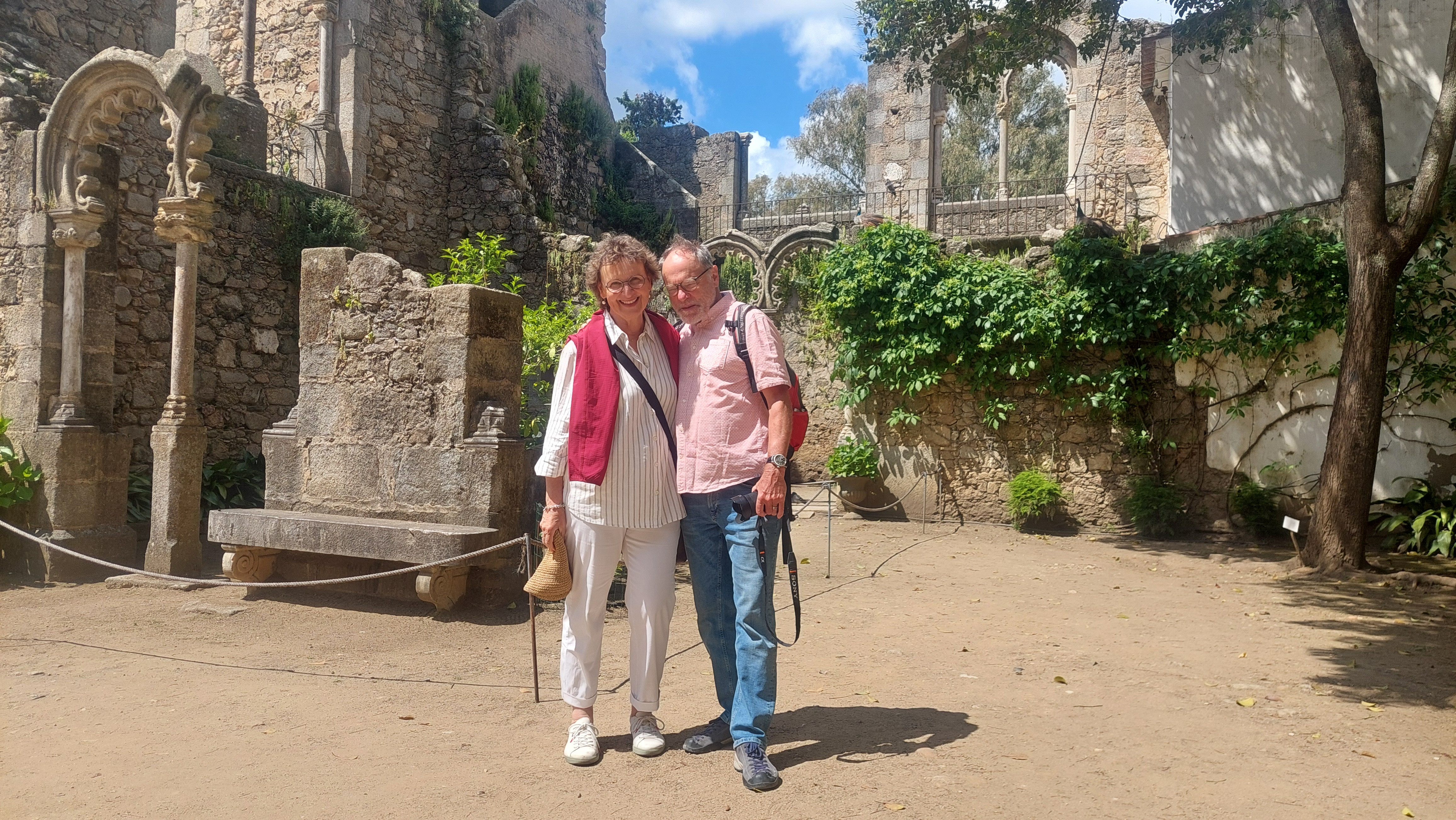 Golden Era of Évora walking & the portuguese wine tasting.