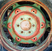 Vintage_Tractor_Tire.png