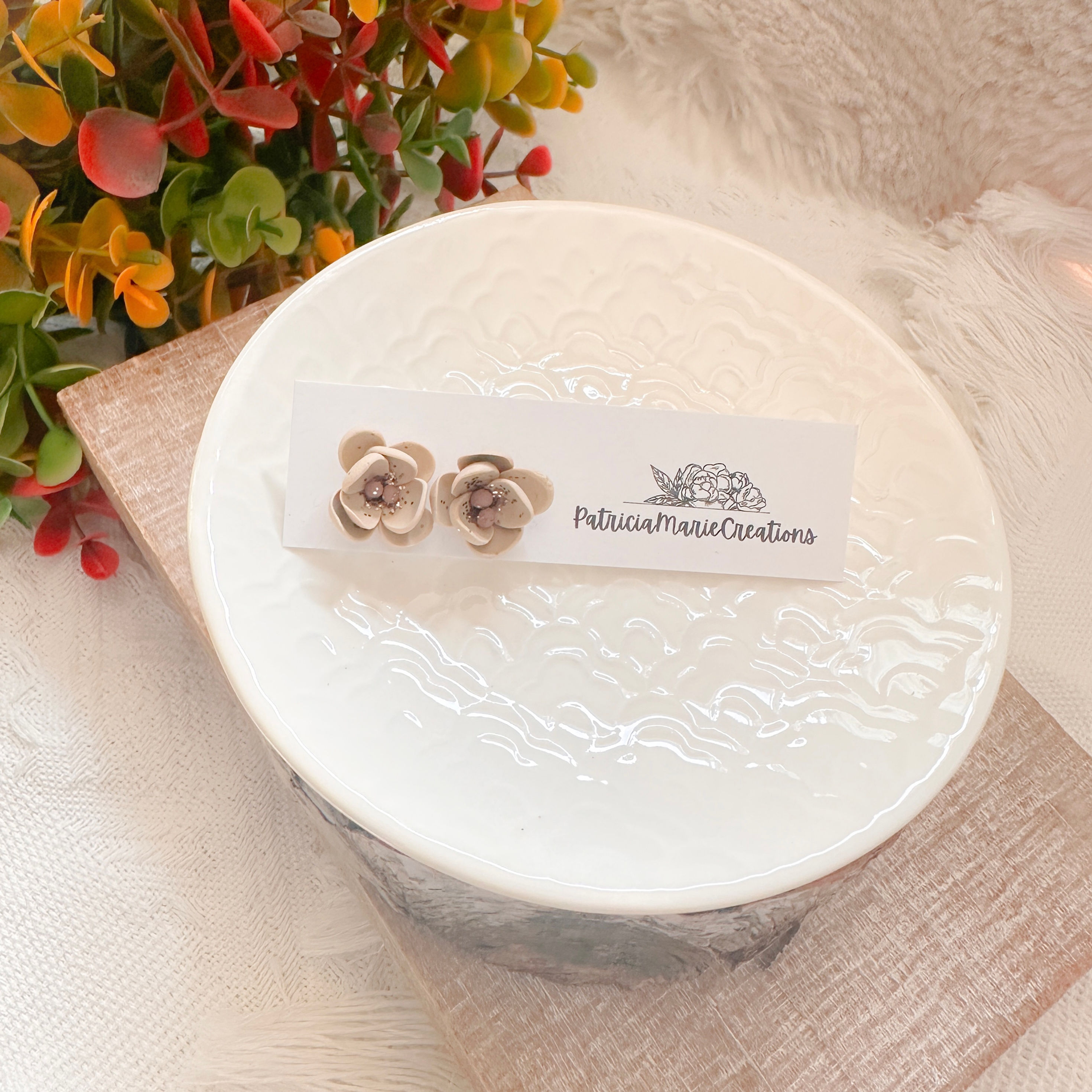 Latte + Sprinkles Flower Studs