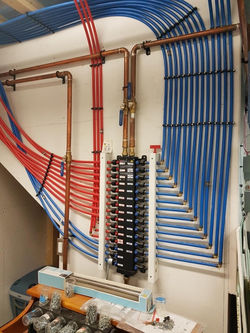 Hot & Cold Water Manifold