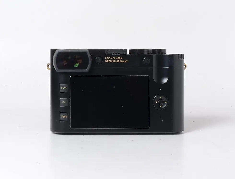 Thumbnail: Leica q2 - Daniel Craig x Greg Williams