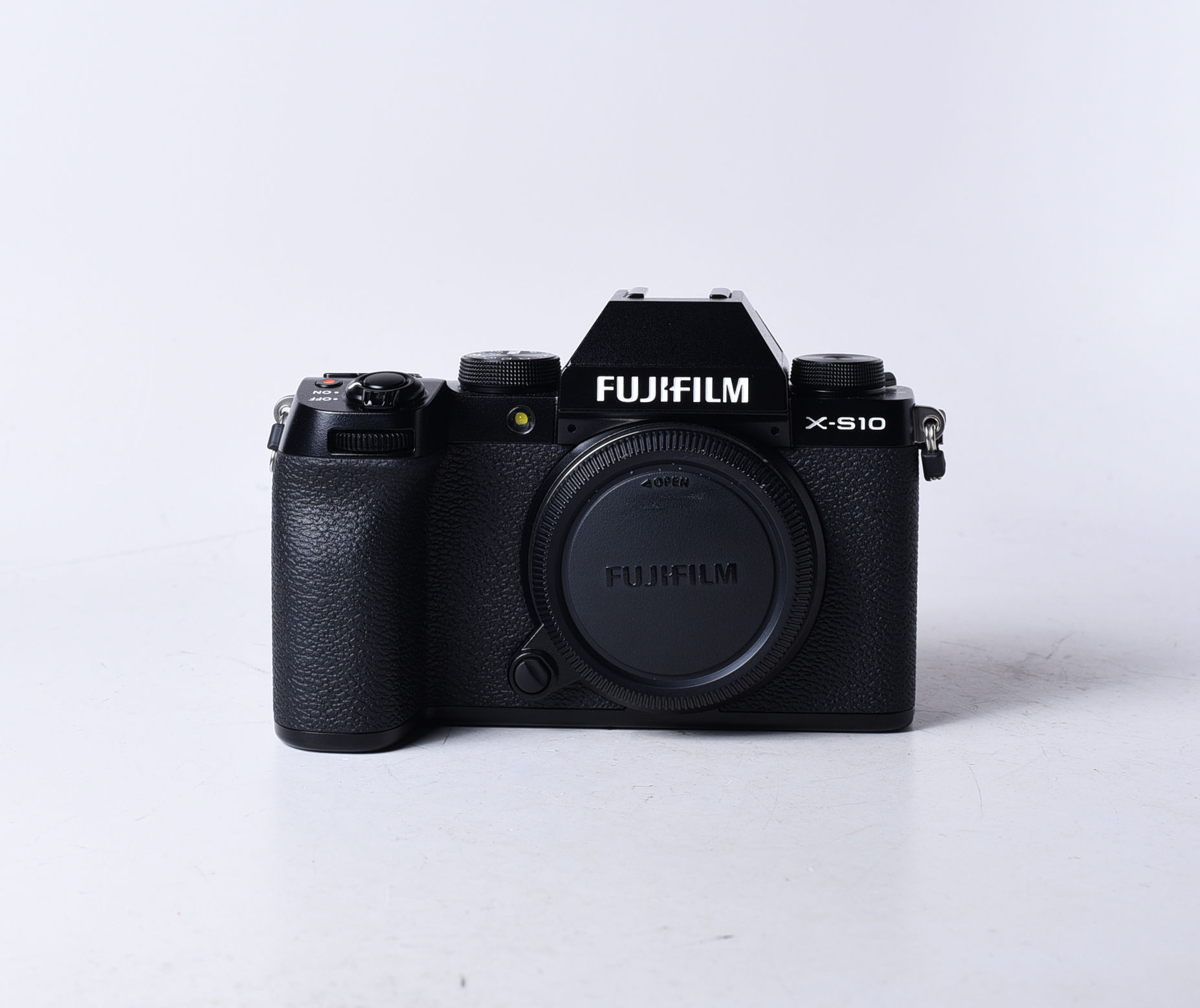 Fujifilm X-S10