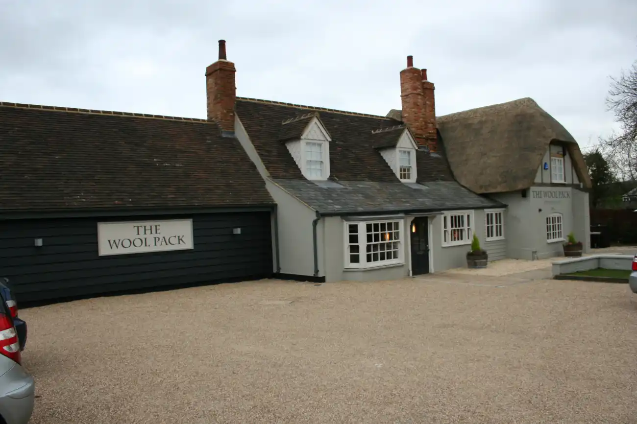 Listed Thatched Pub Rebuilt following a Fire