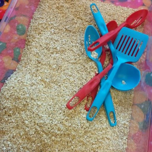 15 Simple Sensory Play Ideas (for 15 Years of Tots Play!)