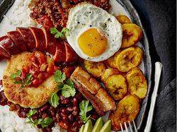 BANDEJA ESPECIAL DE LA CASA CAFEINA
