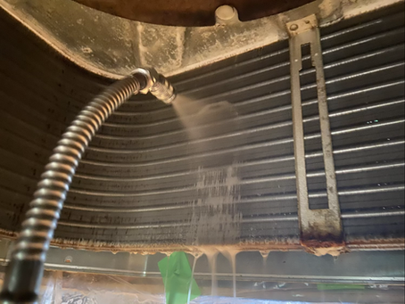 鹿児島県出水市で業務用エアコン清掃