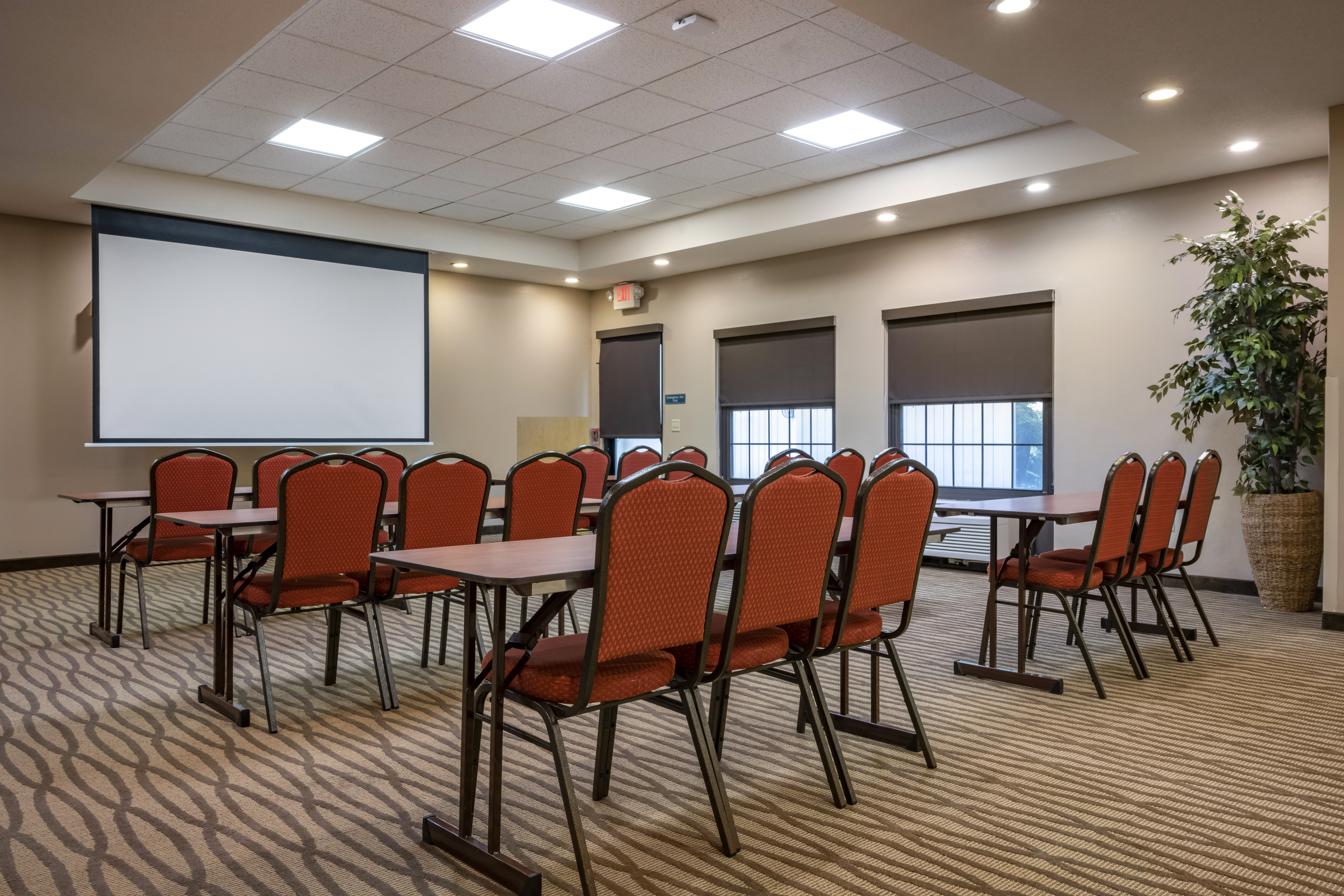 Meeting room at Comfort Suites State College