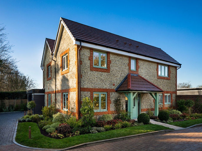 4 Bedroom Detached House