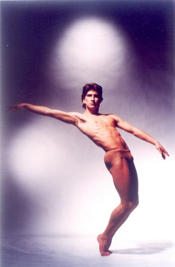 [中][ENG] 與芭蕾巨星朱里奧．波卡共舞 An Interview with Julio Bocca: You Don’t Dance Alone