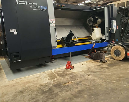 Maschinenbasis – HWACHEON Hi-TECH 850 LYMC Drehmaschine