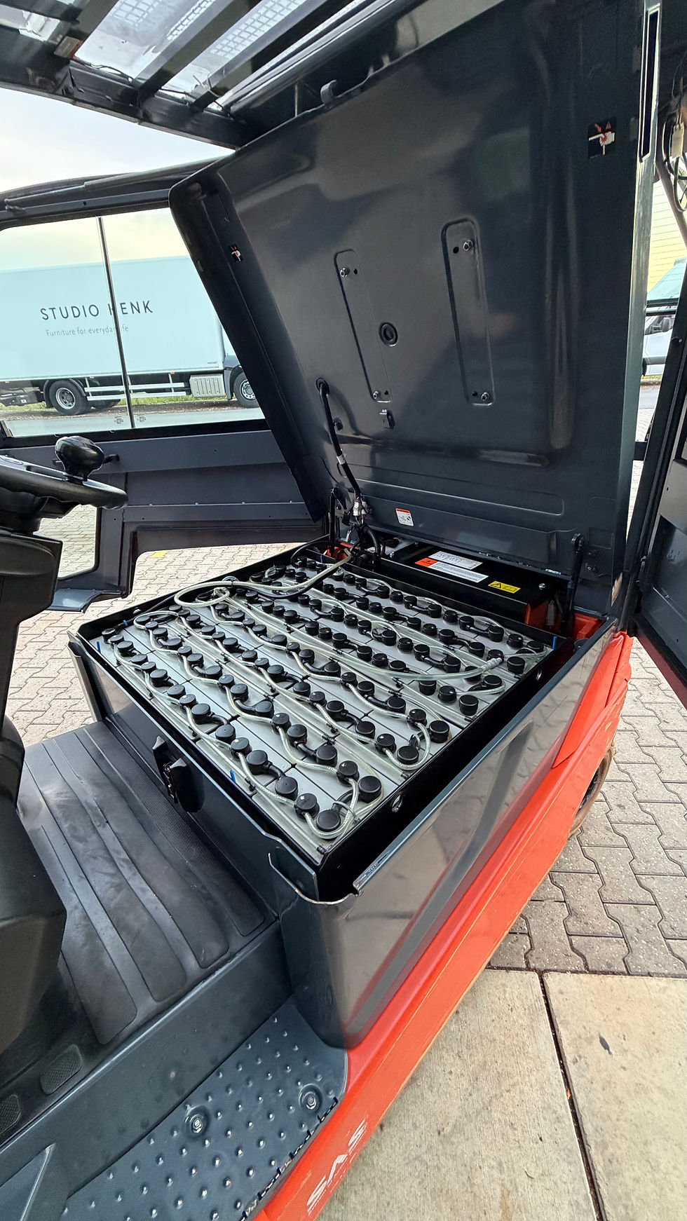 Thumbnail: Toyota 8FBMT30 3000kg 3.3M HH 2020 Hydr vorkensteller Bouwjaar: 2020
