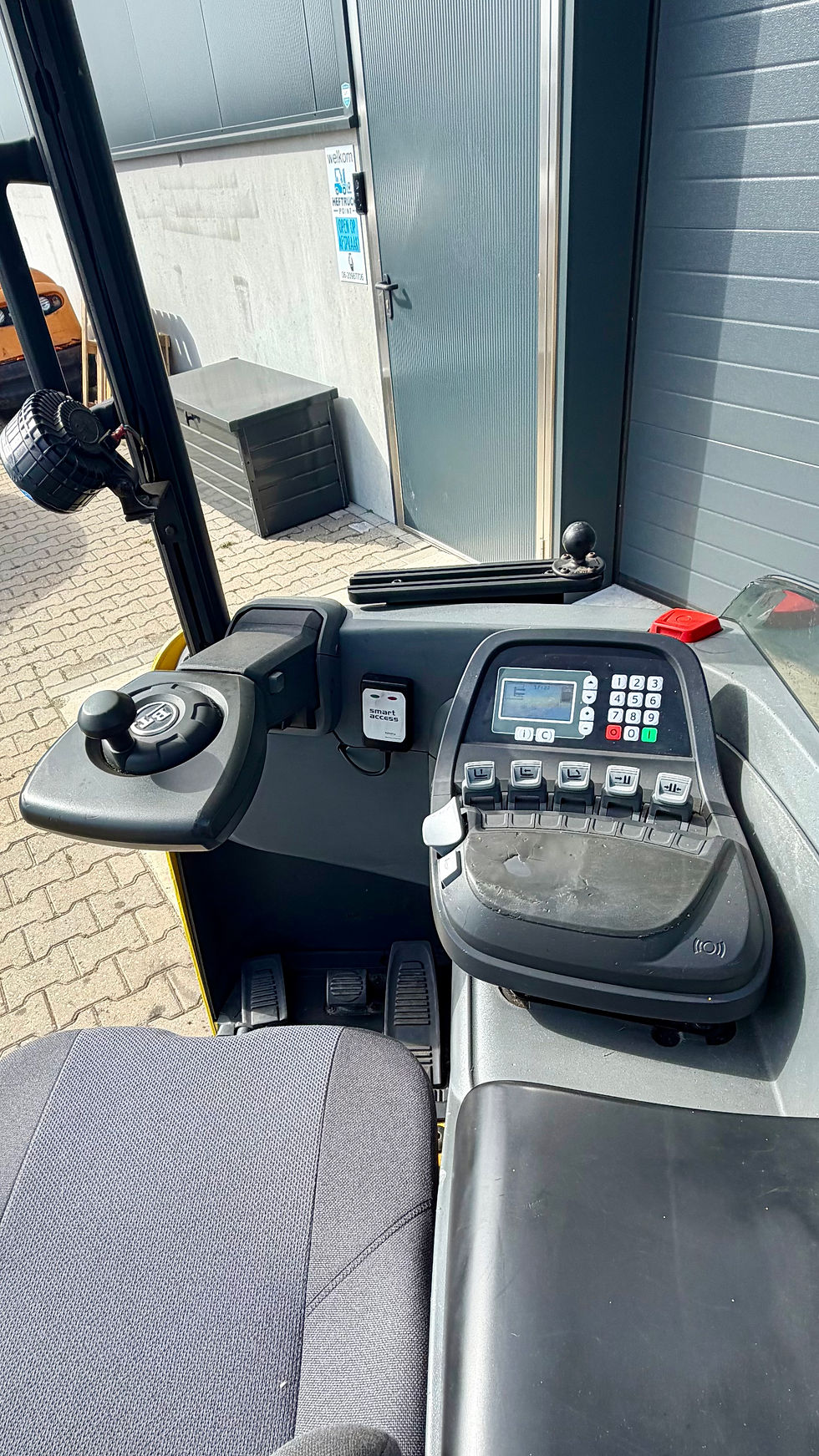Thumbnail: Dashboard RRE160 Toyota Reach Truck