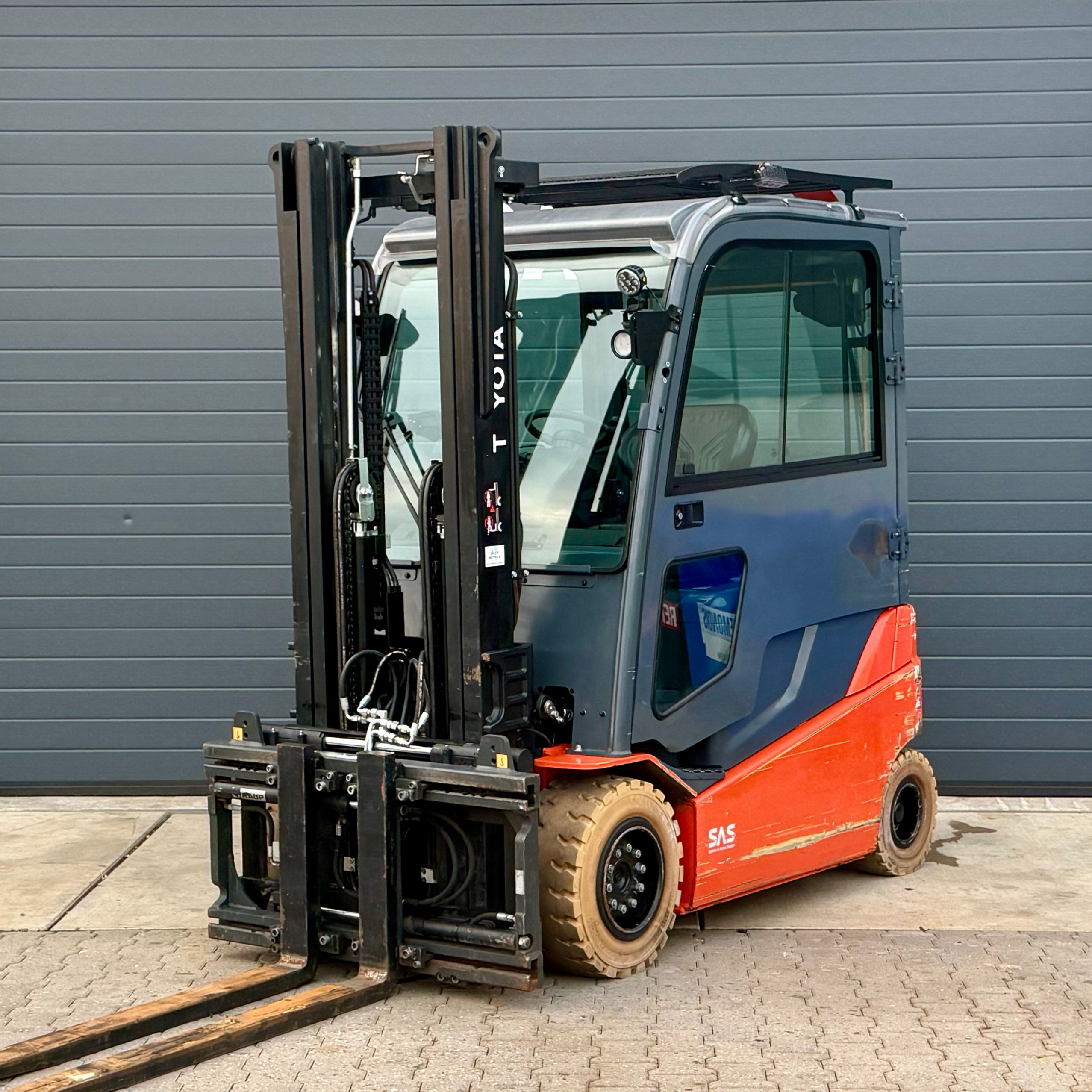 Toyota 8FBMT30 3000kg 3.3M HH 2020 Hydr vorkensteller Bouwjaar: 2020