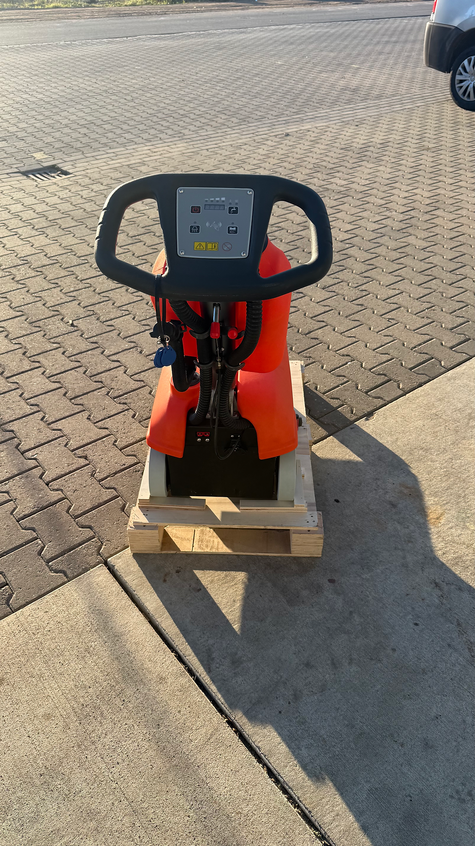 Thumbnail: Noblelift NB380 mini schrobzuigmachine NIEUW UIT VOORRAAD