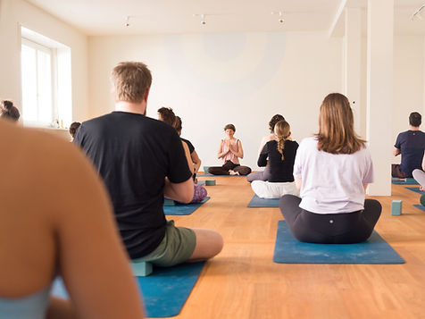 VOLTA YOGA Basel_edited.jpg