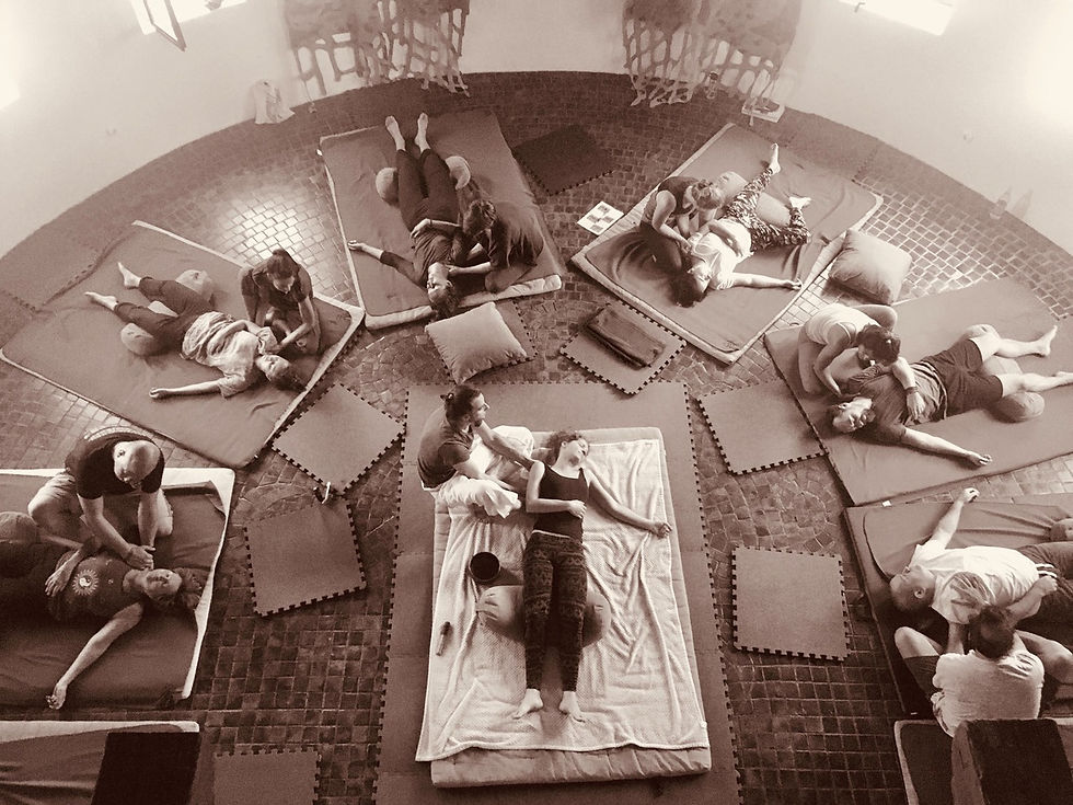 DYNAMIC THAI YOGA MASSAGE | With Zoltan Gyorgyovics