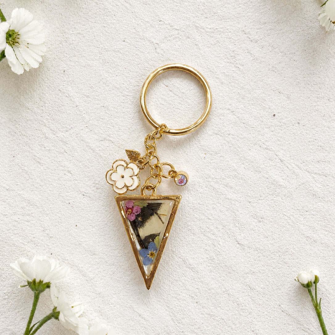 SWALLOWTAIL BUTTERFLY TRIANGLE KEYCHAIN
