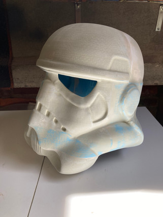 Most of the seams and joints are pretty invisible at this point. One more layer of sprey putty will be needed to fill in remaining irregularities.