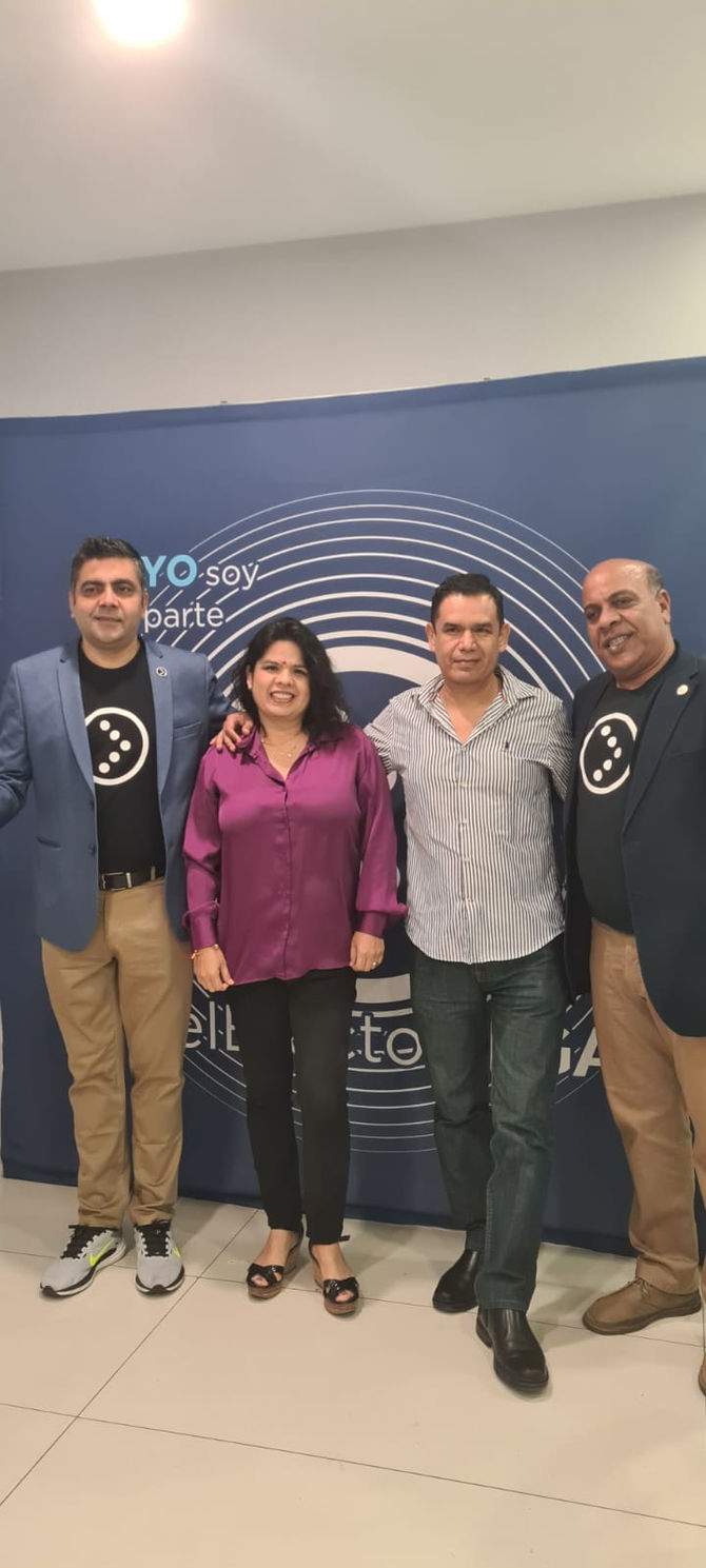 Road Show Megatravel