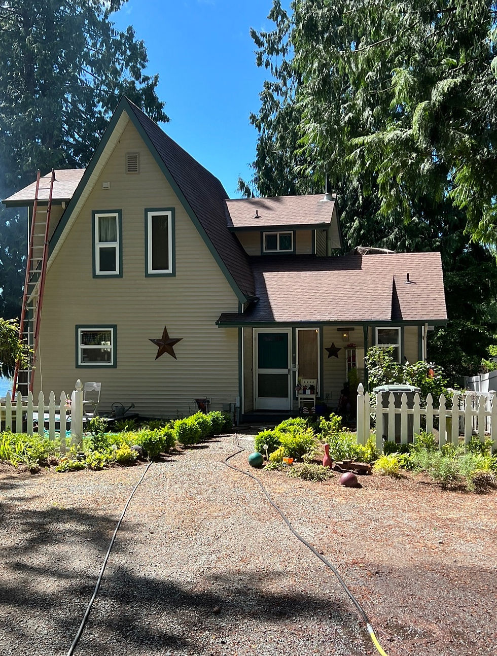 Stanwood Roof Clean (After)