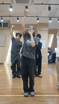 BIBI_ALGORHYTHM_CLIP 02-Animated Image (Large).gif