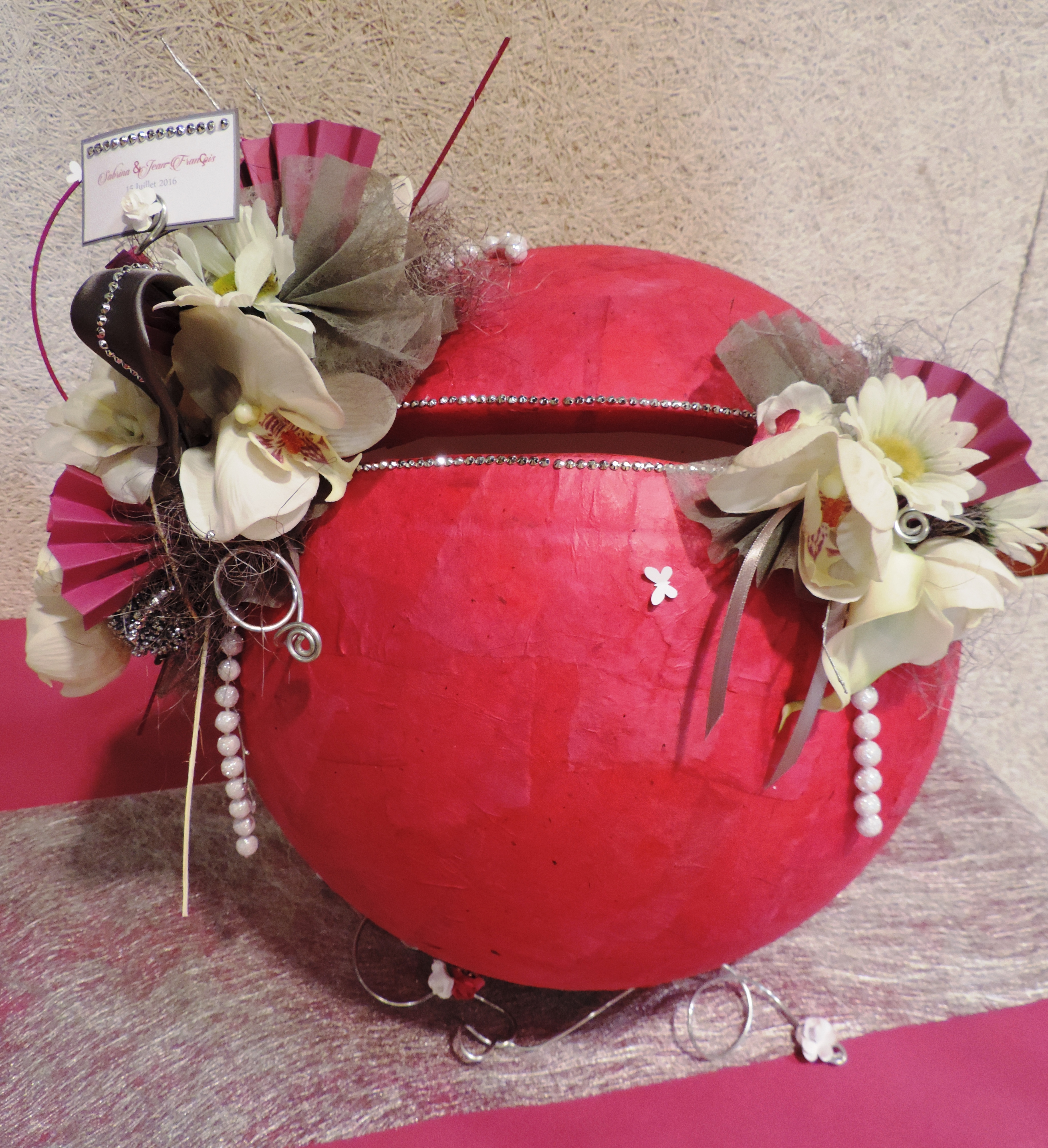 Framboise, Gris et Blanc