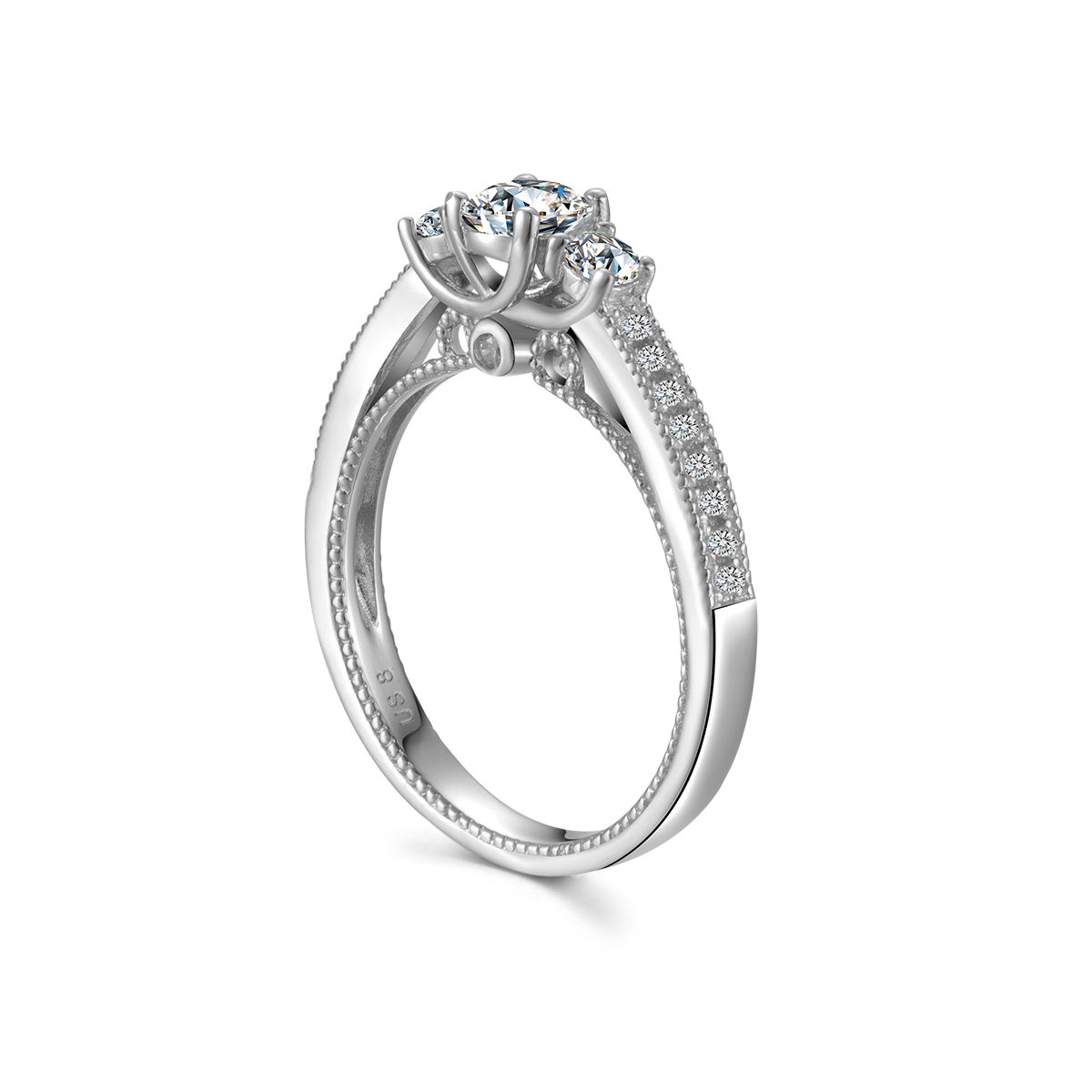 RN00946 Silver three-stone ring