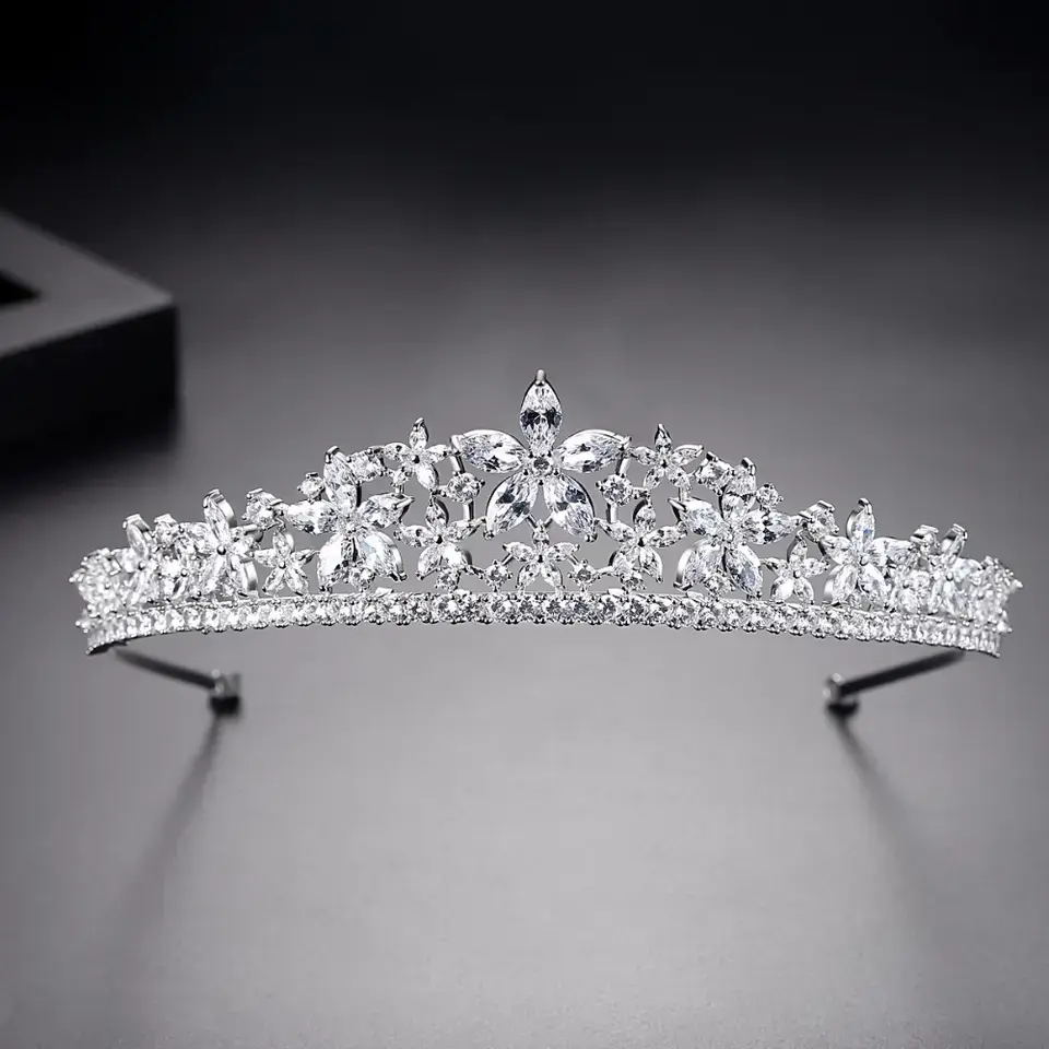 Thumbnail: TA02521 Tiara