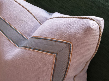 30-Minutes with Workroom Tech: Episode Twelve / Custom Pillows