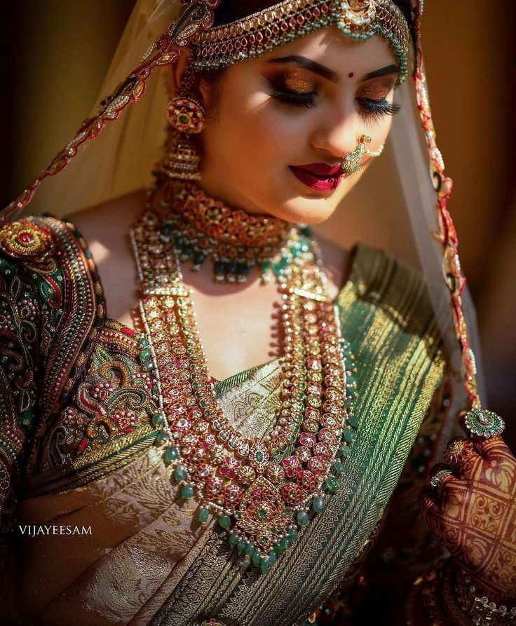 south indian bridal jewellery ideas, south indian gold bridal jewellery, diamond bridal jewellery, temple bridal jewellery, traditional south indian bridal jewellery, imitation bridal jewellery, popular south indian bridal jewellery, simple south indian bridal jewellery, kerala bridal jewellery, tamil bridal jewellery, telugu bridal jewellery, kannada bridal jewellery