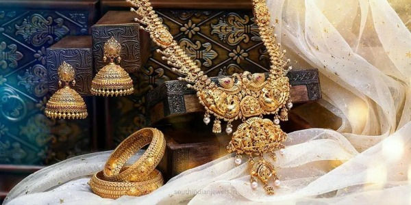 south Indian jewellery, south Indian bride, history of south indian jewellery, traditional south Indian jewellery, south Indian jewels, significance of south Indian jewellery, types of south Indian jewellery, south Indian jewellery names, evolution of south indian jewellery, south indian jewellery origin
