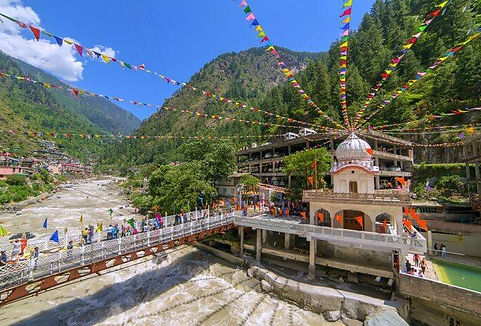 Manikaran_Gurudwara_3.jpg