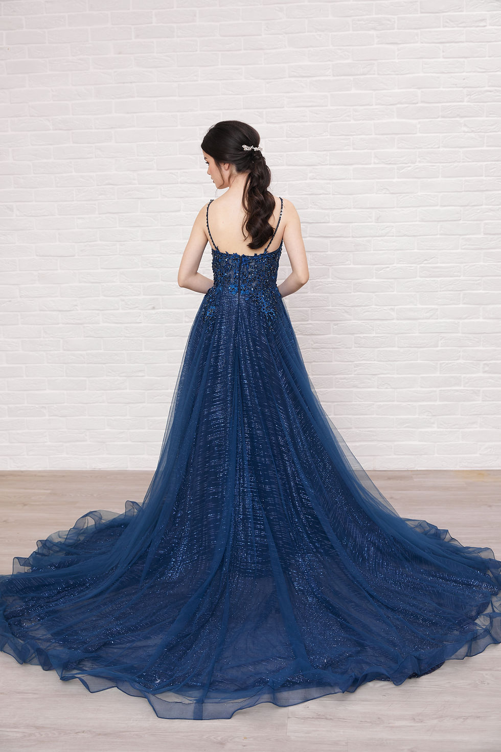 Thumbnail: Lavelle in Blue