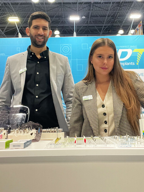 GDT Implants sales team Edited NY 23 Expo Photos