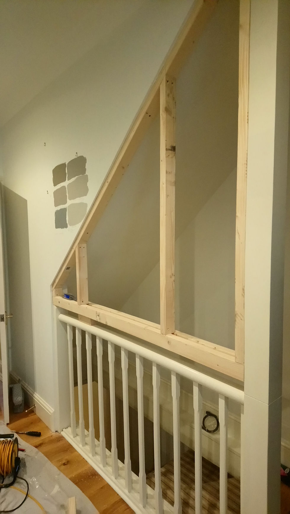 Cross battens for plaster board