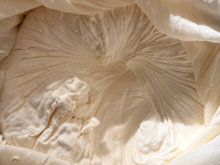 Рецепт сиру Кварк - ідеальний сир для сирної паски