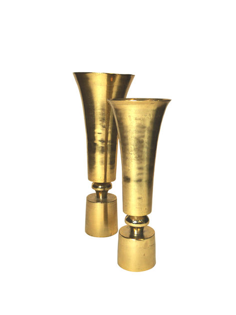 jarrones doradoes.jpg