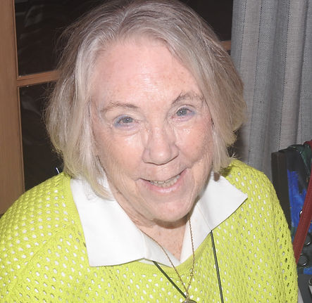 lauramclaughlin1.JPG