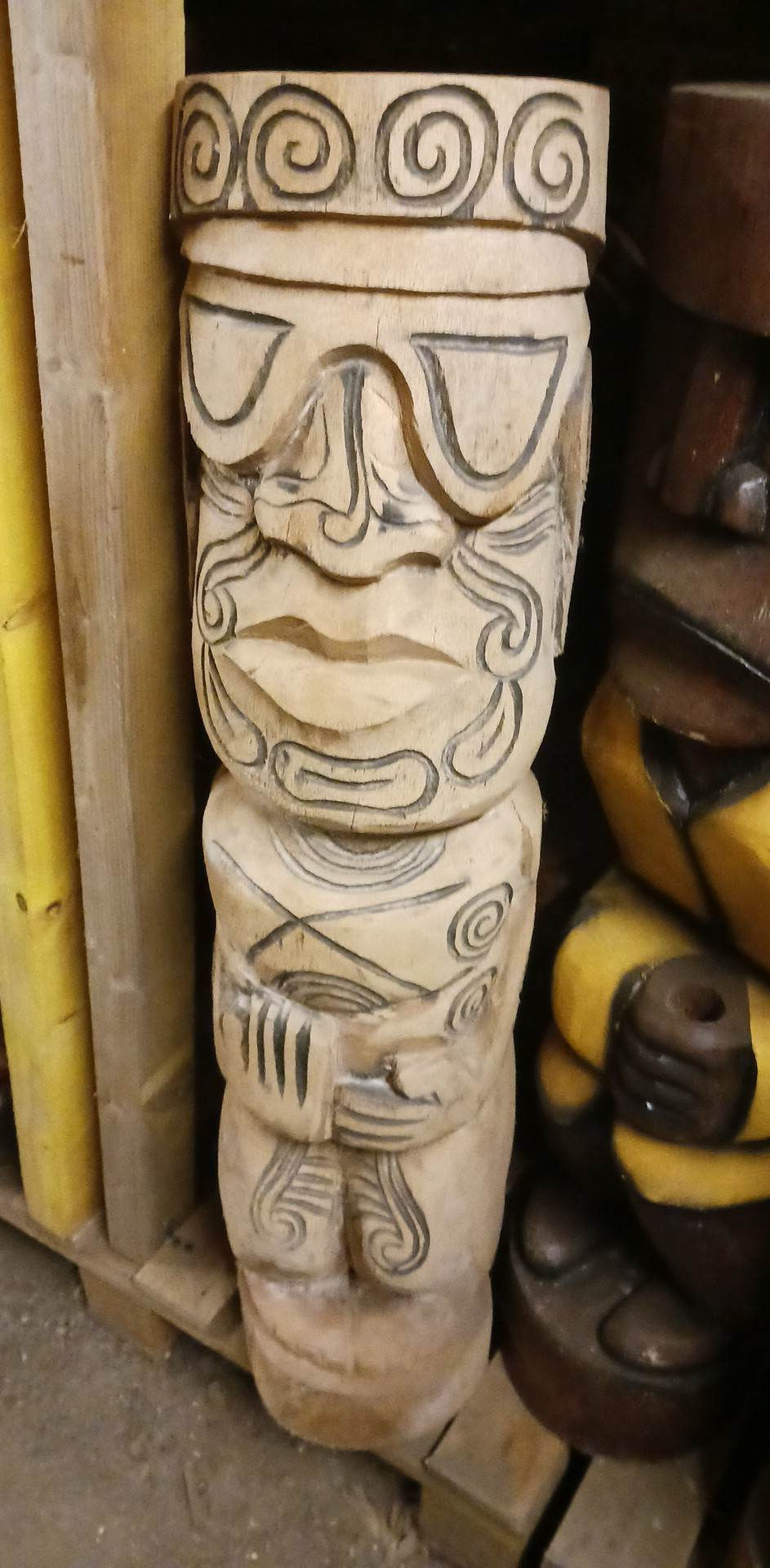 Miniature : Statue Totem tiki en bois de cocotier - 1 mètre