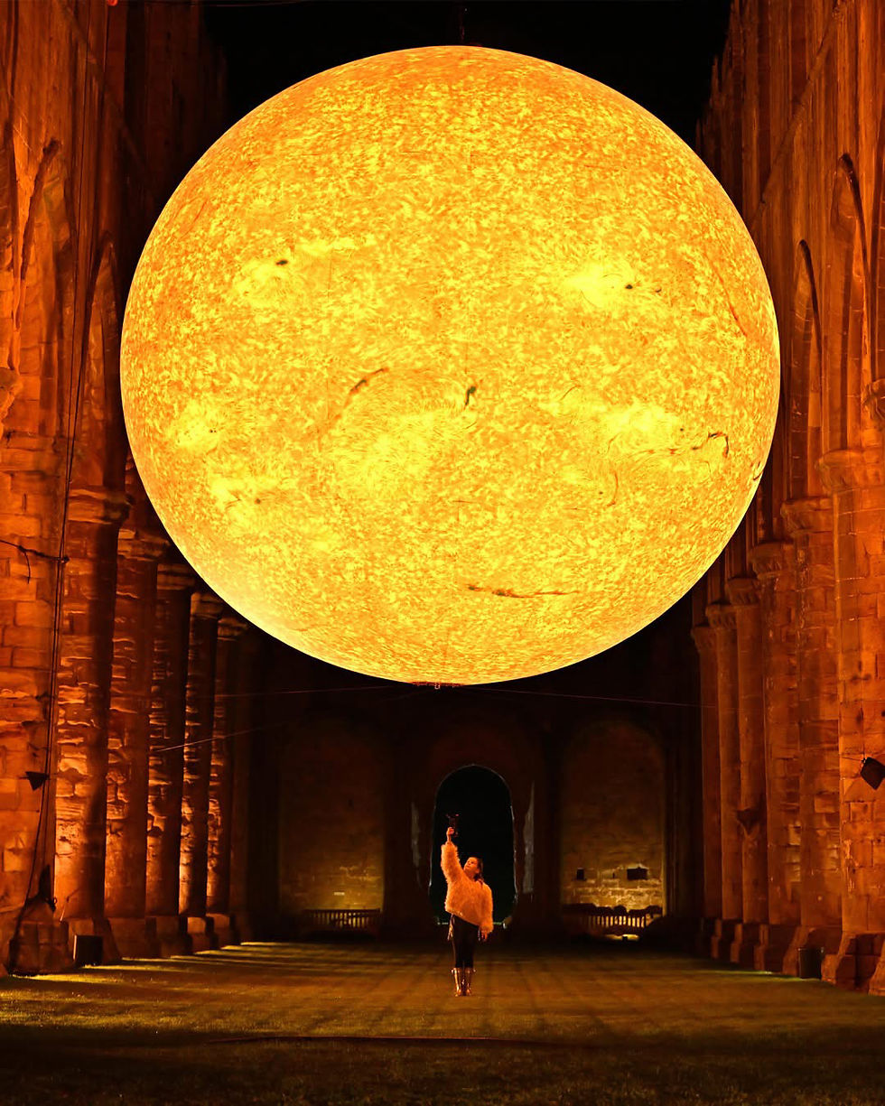 Grimsby Sing Under The Sun