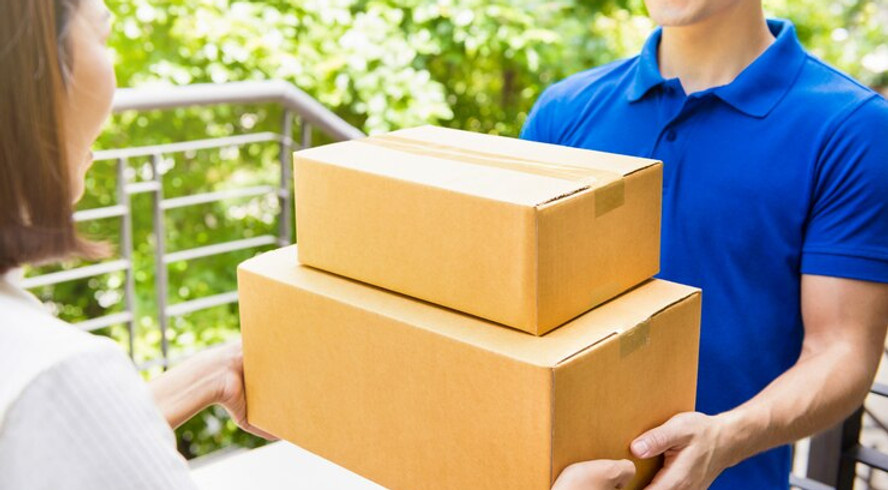 Recebendo encomenda.jpg