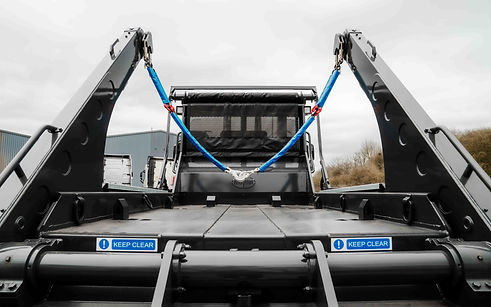Volvo FL Skiploader (Rear_Close) (resized)