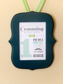 Grooming Station Sign