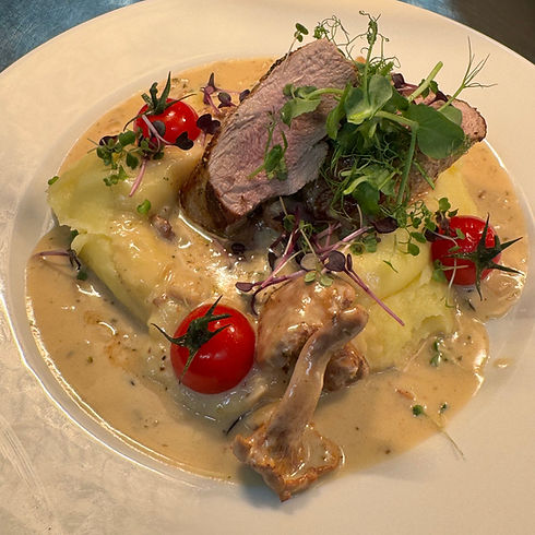 Bayerische Spezialitäten im Gasthof Herzog Maximilian Gmund am Tegernsee