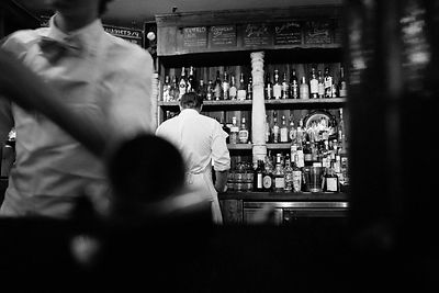 bar-g0d2457f06_1920 (1) (1).jpg